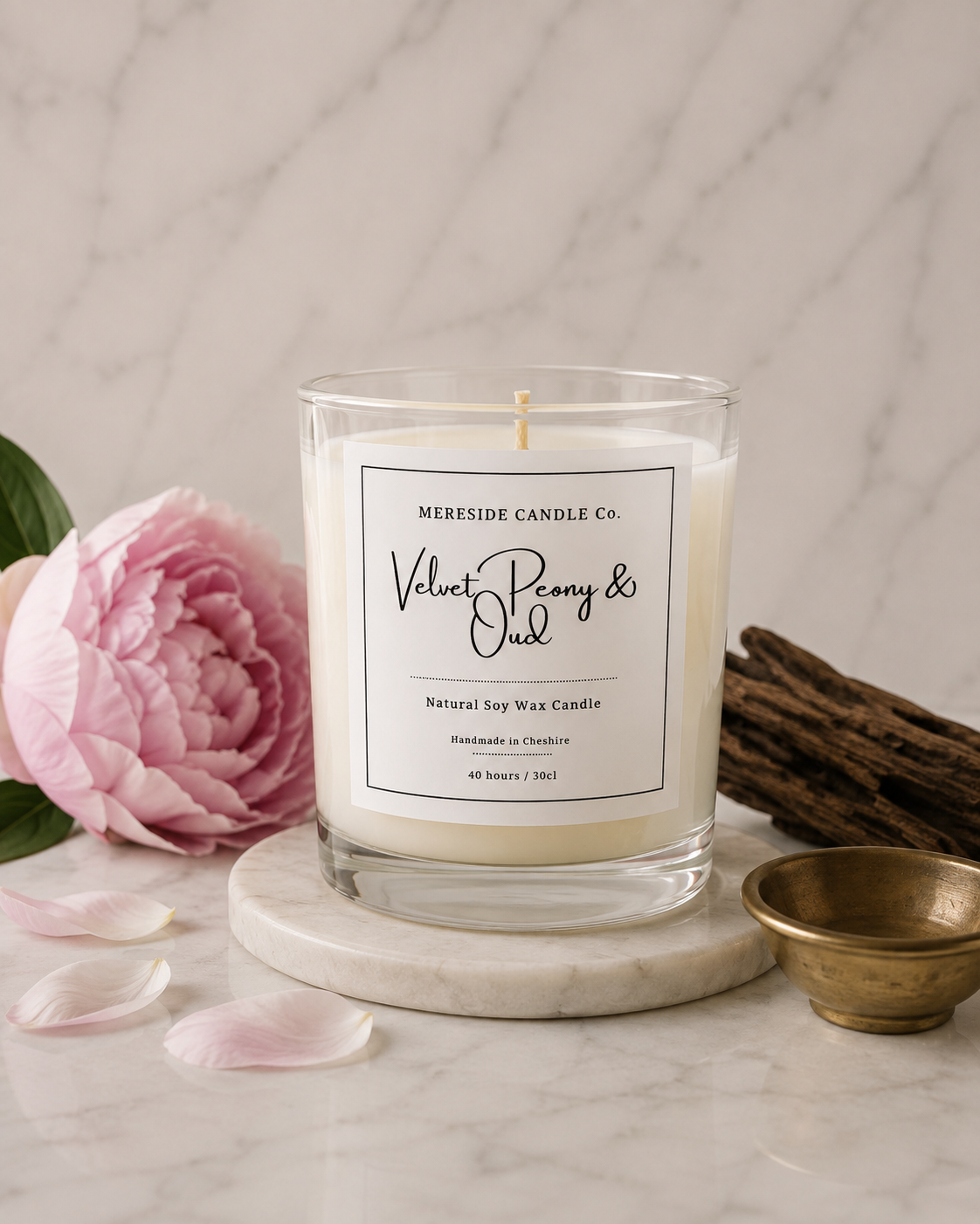 Velvet Peony & Oud Luxury Candle 30cl